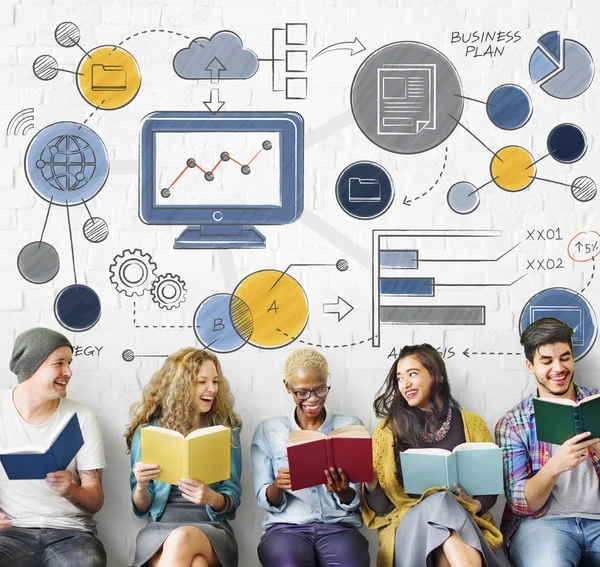 Group of people reading books — Stock Photo, Image