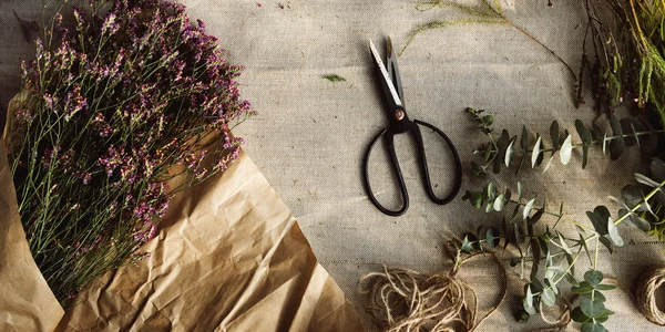 Çok güzel buket ve tablo için makaslar