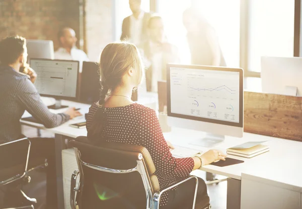 Gente de negocios trabajando —  Fotos de Stock