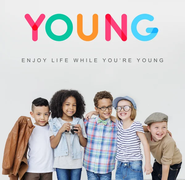 Çocuklar birlikte eğlenin