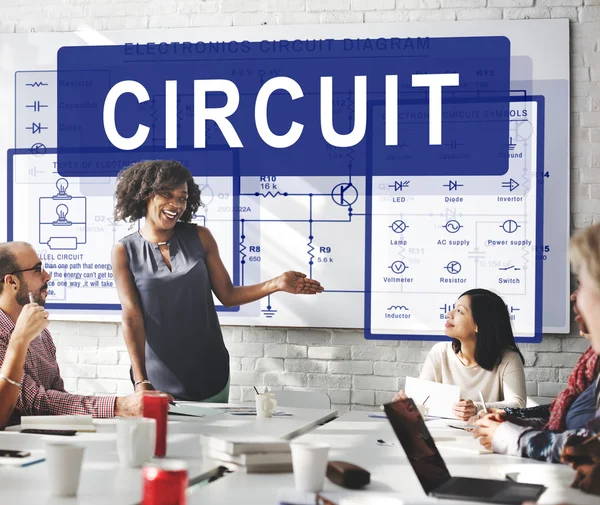 Zakelijke bijeenkomst met circuit — Stockfoto
