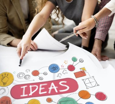 Poster ve fikirler çalışma tasarımcılar