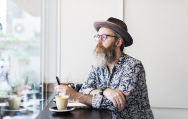 Jounalist yazılı defter Cafe olarak