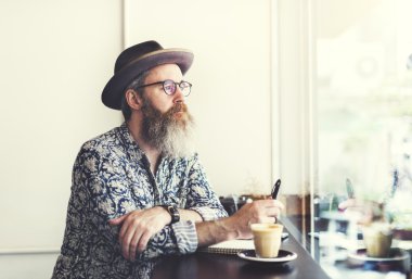 Jounalist yazılı defter Cafe olarak