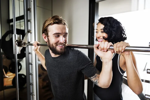 Mooie sportieve paar — Stockfoto