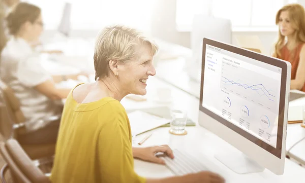 Business people working at office — Stock Photo, Image