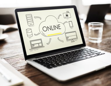 bilgisayar ekranındaki bilgileri ile