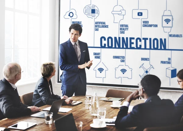 Equipo de negocios trabajando en la oficina — Foto de Stock