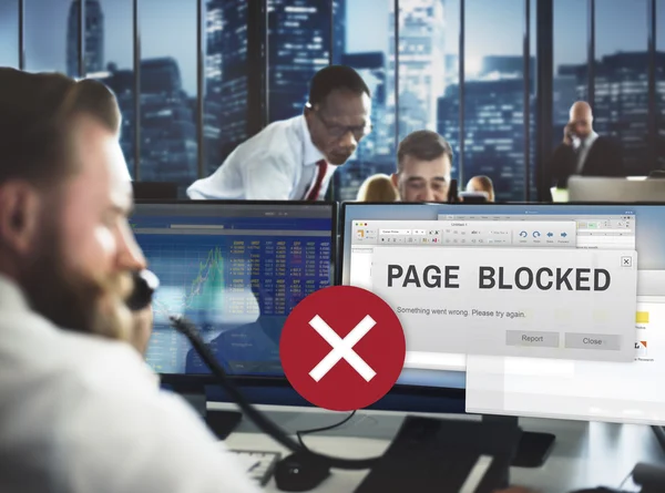 Geschäftsleute arbeiten und Seite blockiert — Stockfoto