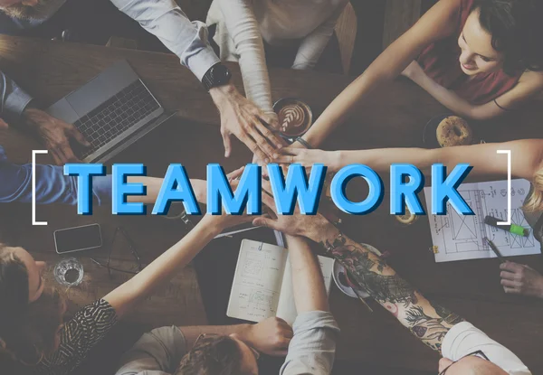 Business team samen hand in hand — Stockfoto
