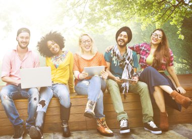 güzel öğrenciler birlikte 