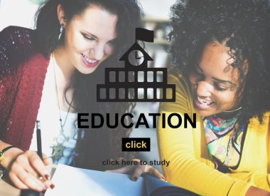 Öğrenciler birlikte okuyorlar. 