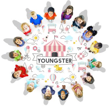 sevimli gülümseyen çocuklar