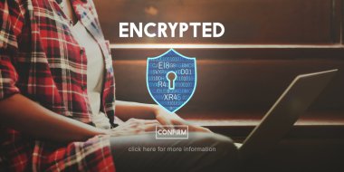 Arka plan üstünde laptop yazarak kadın