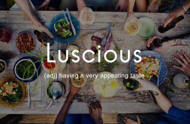 arkadaşlar büyük tablo için yemek