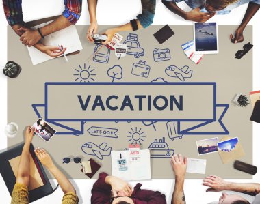 Grup masada oturan insan 