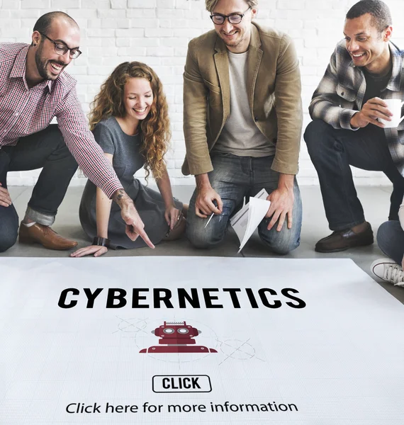 Ontwerpers werken met poster en cybernetica — Stockfoto