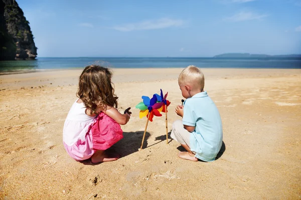 Happy children at beach — Stock Photo, Image