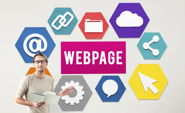 Zakenman werken met webpagina 's — Stockfoto