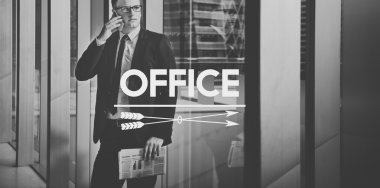 arka plan üzerinde beyaz yakalı işçi