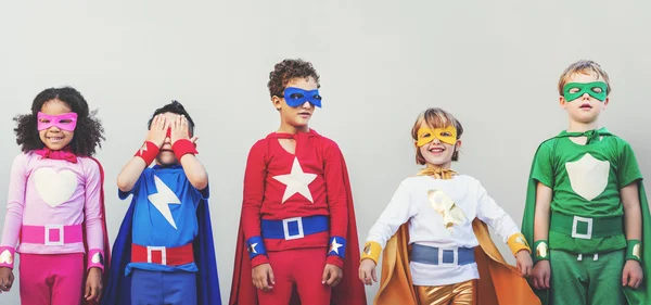 A szuperhős-jelmezek gyerekeknek — Stock Fotó