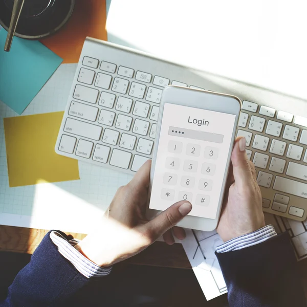 Man met smartphone — Stockfoto