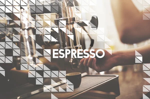 Barista brewing espresso — Stock Photo, Image