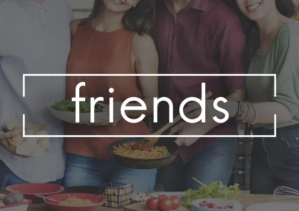 Friends Cooking dinner together — Stock Photo, Image