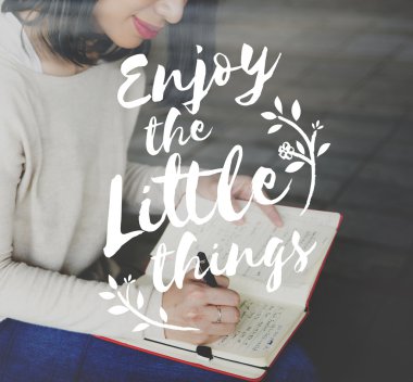 Kadın defter ile portresi