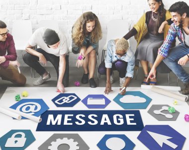 Kattaki insanlar çizim afiş