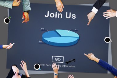 iş adamları masada çalışma grubu   