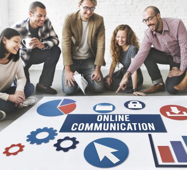 Poster ve Online iletişim çalışma tasarımcılar