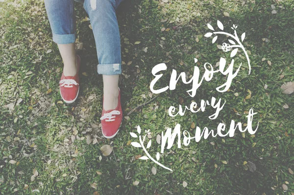 赤い靴で梨花の足 — ストック写真