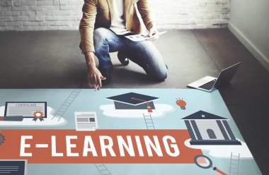 işadamı e-öğrenme ile çalışma