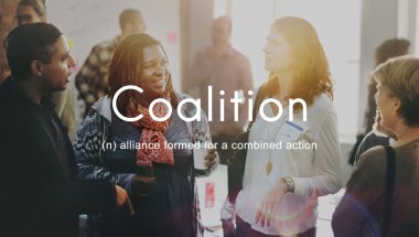 İnsanlar konuşmayı