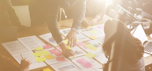 Business team working in office — Stock Photo, Image