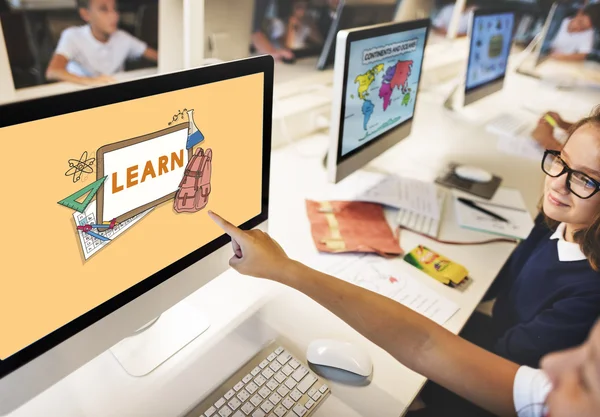 Pupils in computer classroom — Stock Photo, Image