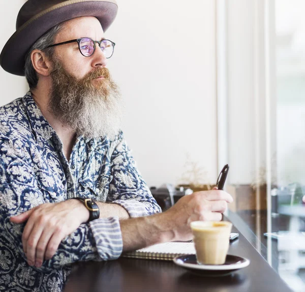 Knappe hipster man — Stockfoto