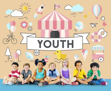 Çeşitlilik çocuk birlikte oturan