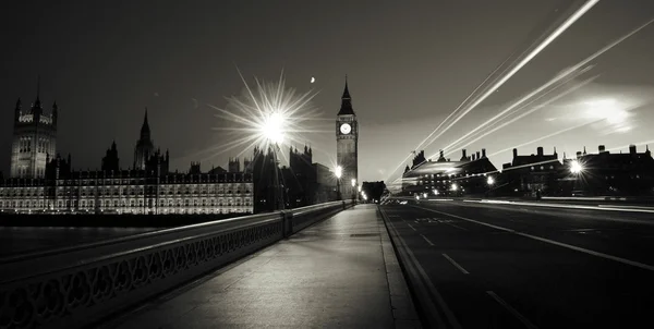 Вестминстерский Сити Лондон ночью — стоковое фото
