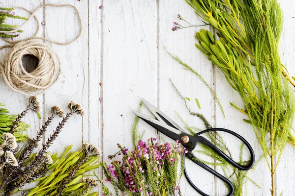 Conceito de estilo adorável florista — Fotografia de Stock