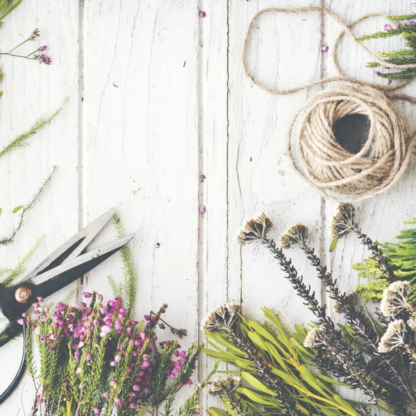 Conceito de estilo adorável florista — Fotografia de Stock