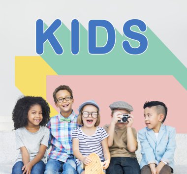 Komik çocuklar mutlu hissediyor