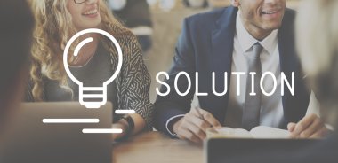 Toplantı üzerinde konuşmayı iş adamları