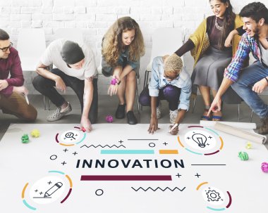 Kattaki insanlar çizim afiş  