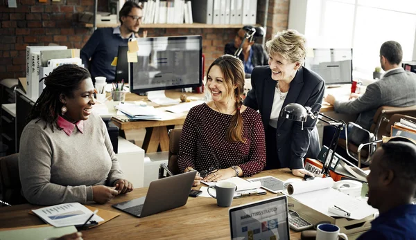 Business people working in office — Stock Photo, Image