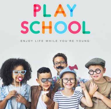 Duygu mutlu ve eğlenceli çocuklar