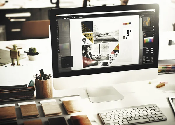 Workplace with computer in the office — Stock Photo, Image