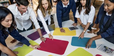 öğrencilerin planlama ve masada öğrenme