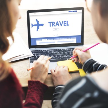 Bilgisayarla çalışma kızlar